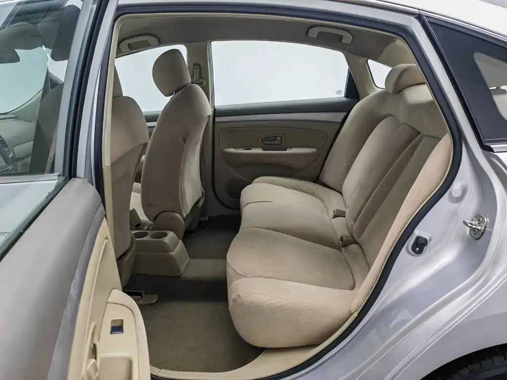 Nissan Sylphy 2014 — фото 15