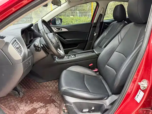 Mazda 3 Axela 2017