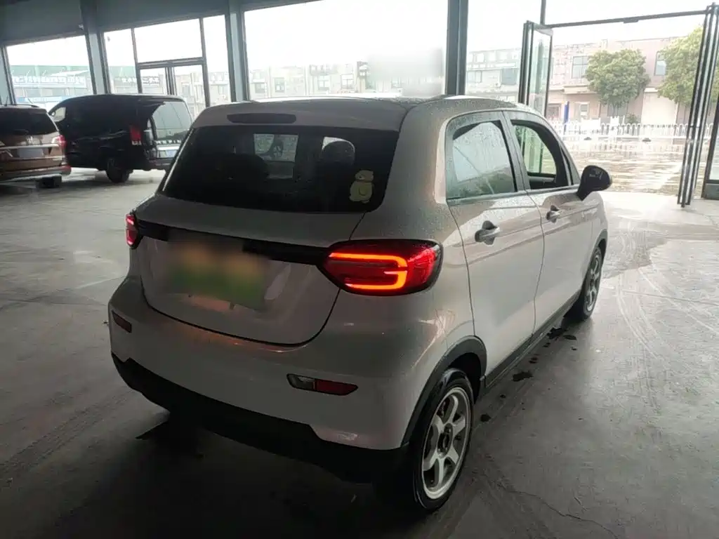 Leapmotor T03 2022