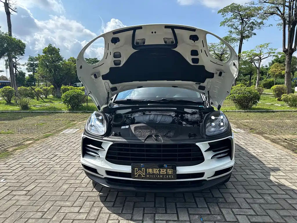 Porsche Macan 2020 — фото 20