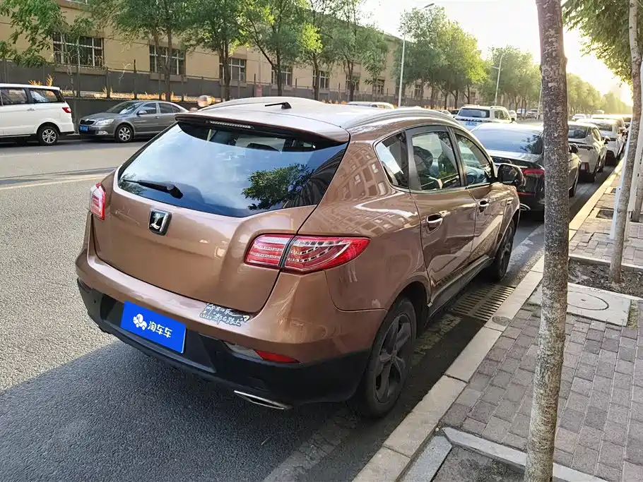 Luxgen Big 7 SUV 2016 — фото 3