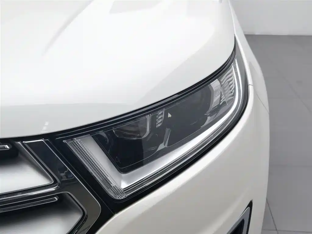 Ford Edge 2015 — фото 7