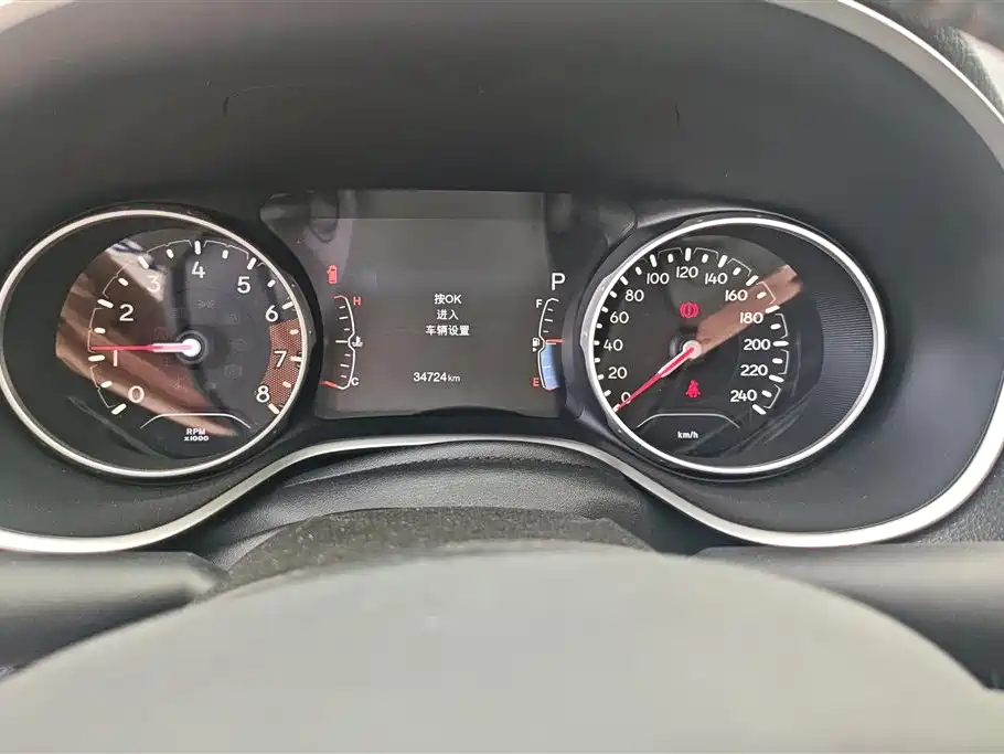 Jeep Compass 2017 — фото 14
