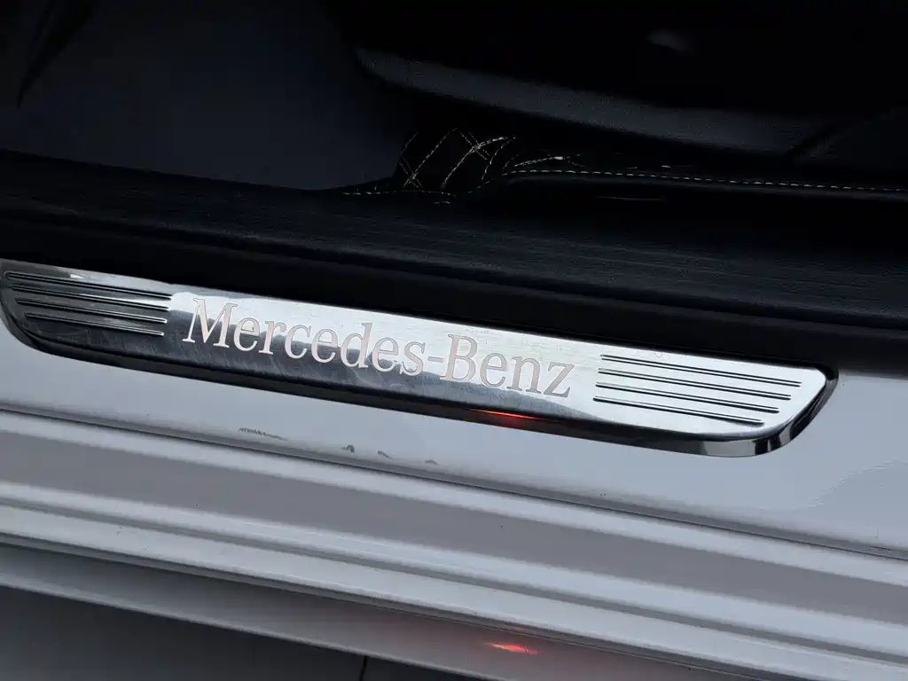 Mercedes-Benz C-Class 2017 — фото 18