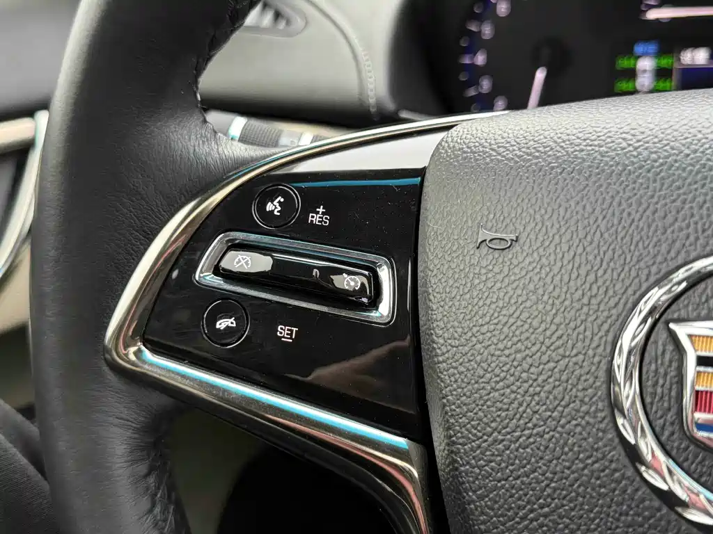 Cadillac ATS-L 2015 — фото 22