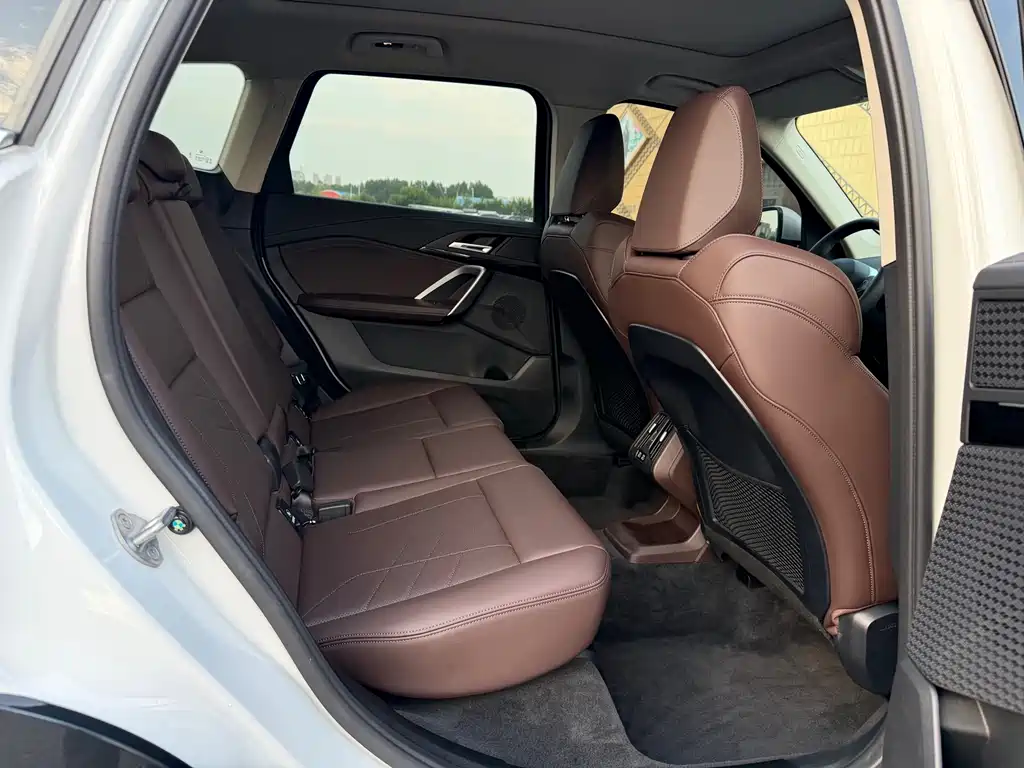 BMW X1 2024 — фото 17
