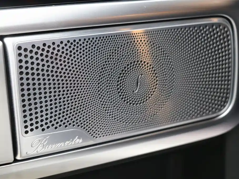 Mercedes-Benz G-Class 2023 — фото 13