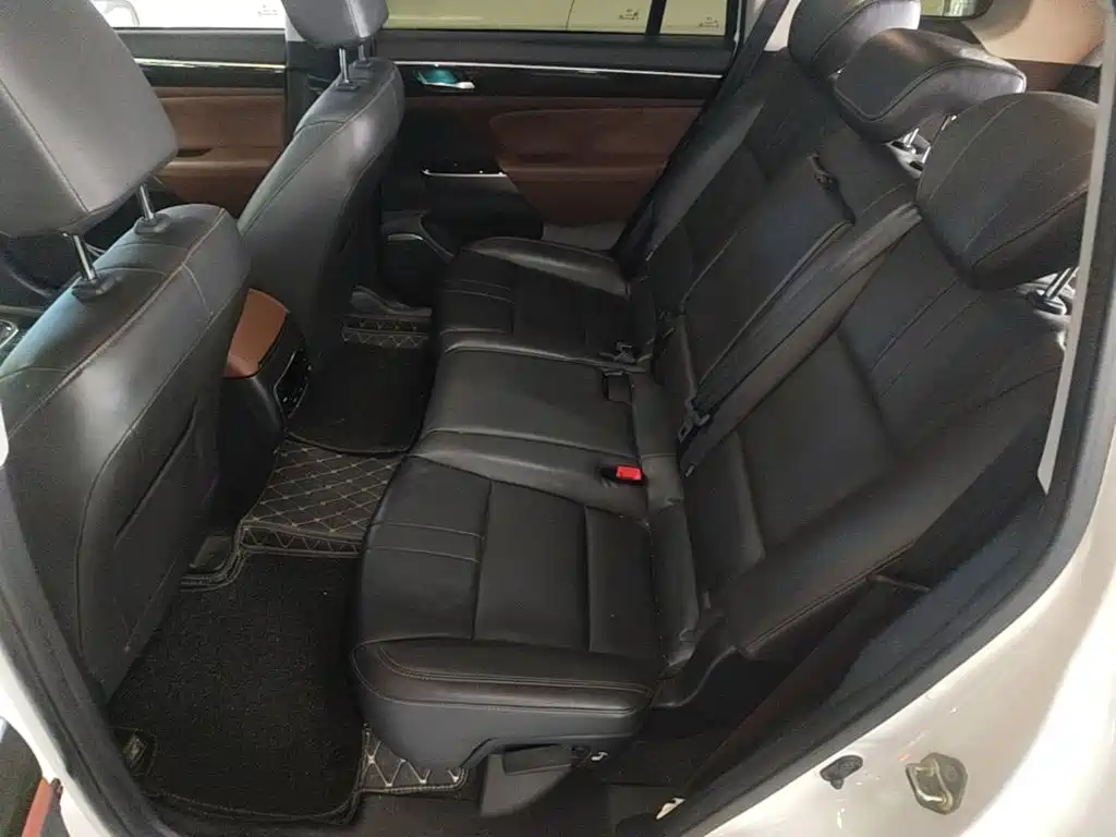 GAC Motor Trumpchi GS8 2018 — фото 17