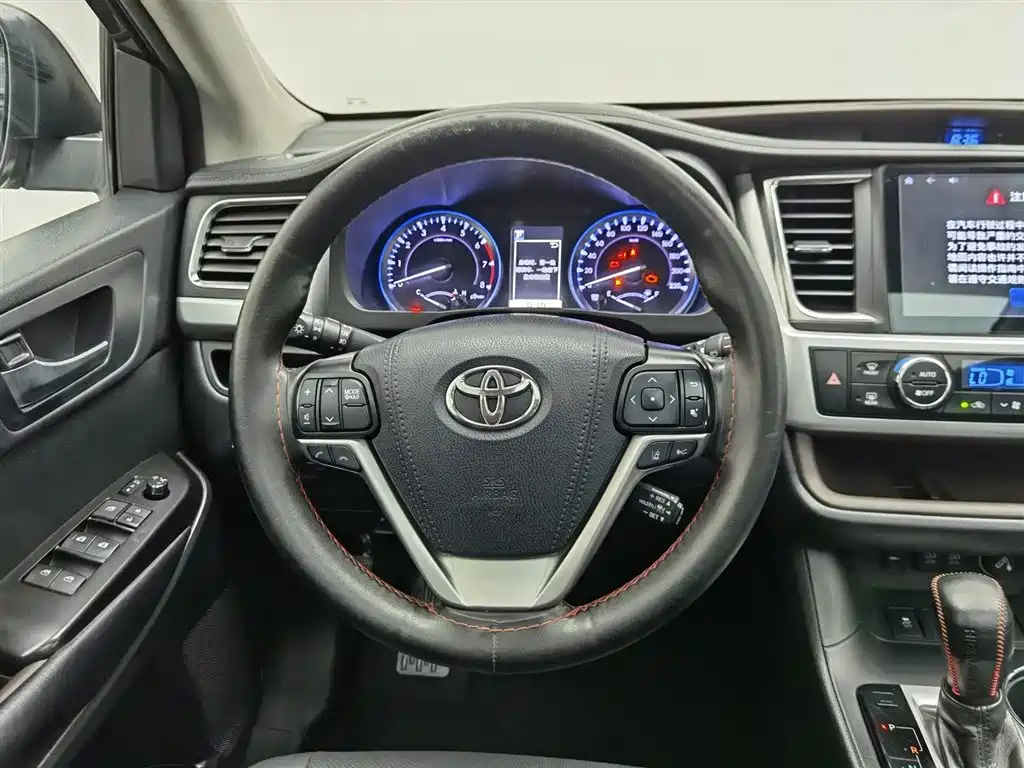 Toyota Highlander 2019 — фото 11