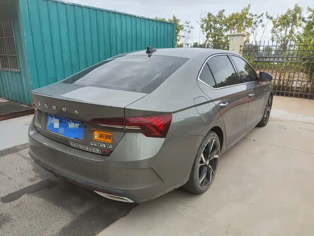 Skoda Octavia 2023