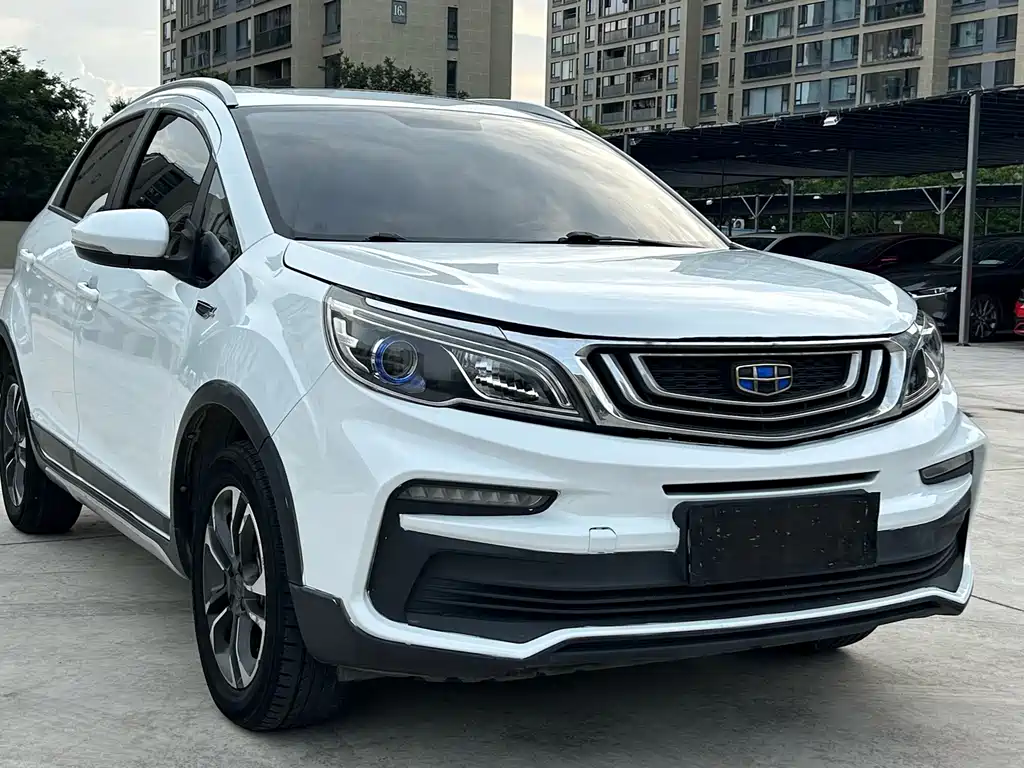 Geely Vision X3 2020 — фото 3