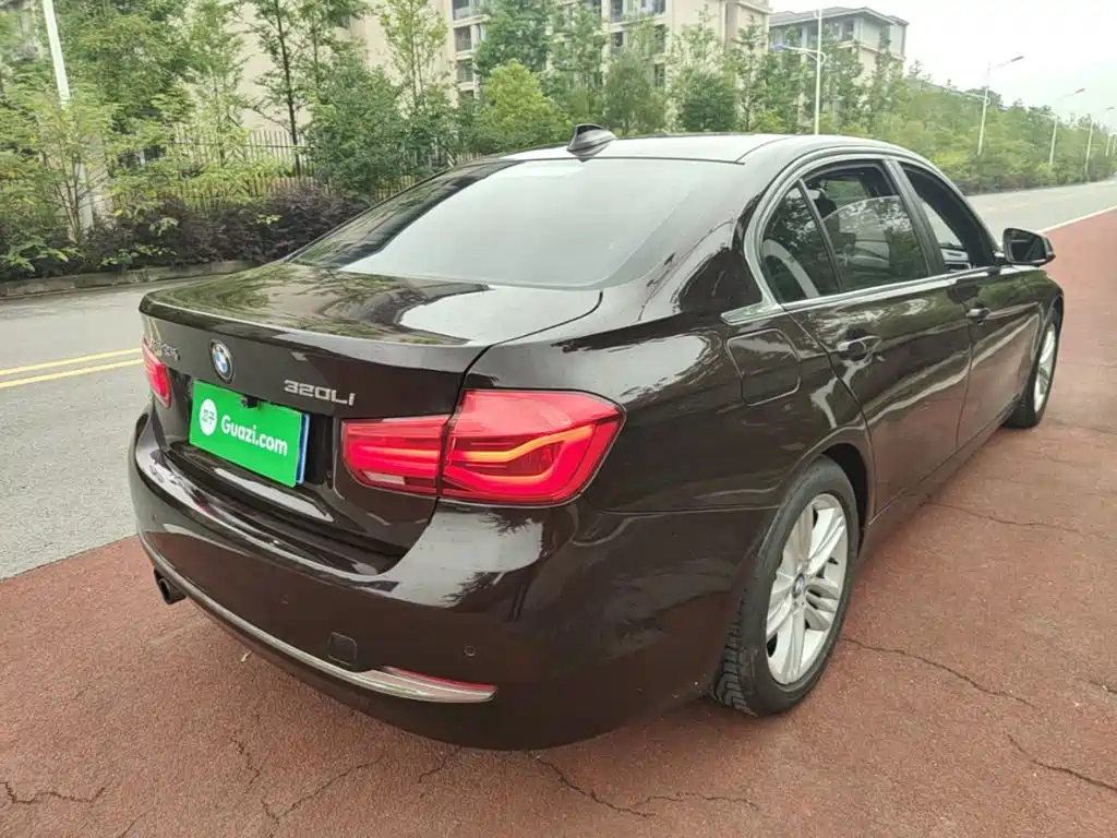BMW 3 Series 2017