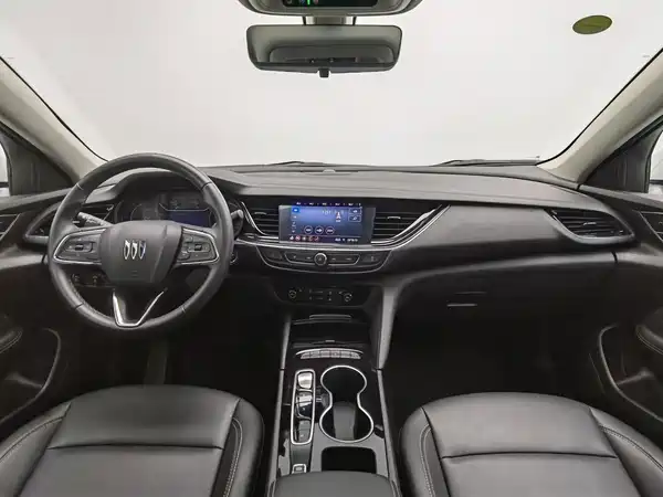 Buick Regal 2025