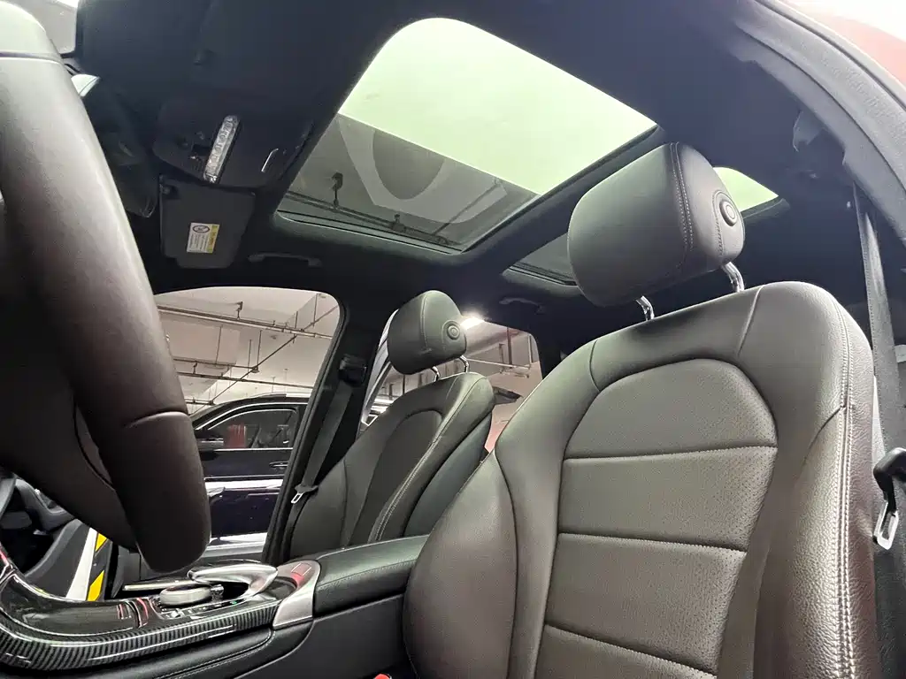 Mercedes-Benz GLC 2018 — фото 12
