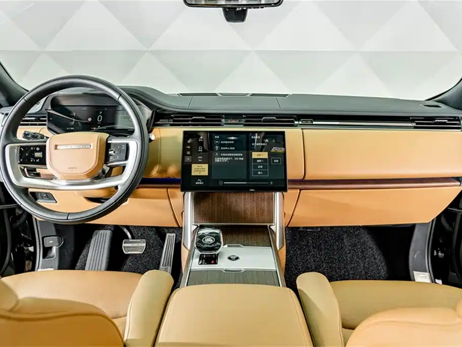 Land Rover Range Rover 2024 — фото 13