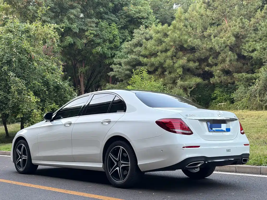 Mercedes-Benz E-Class 2019