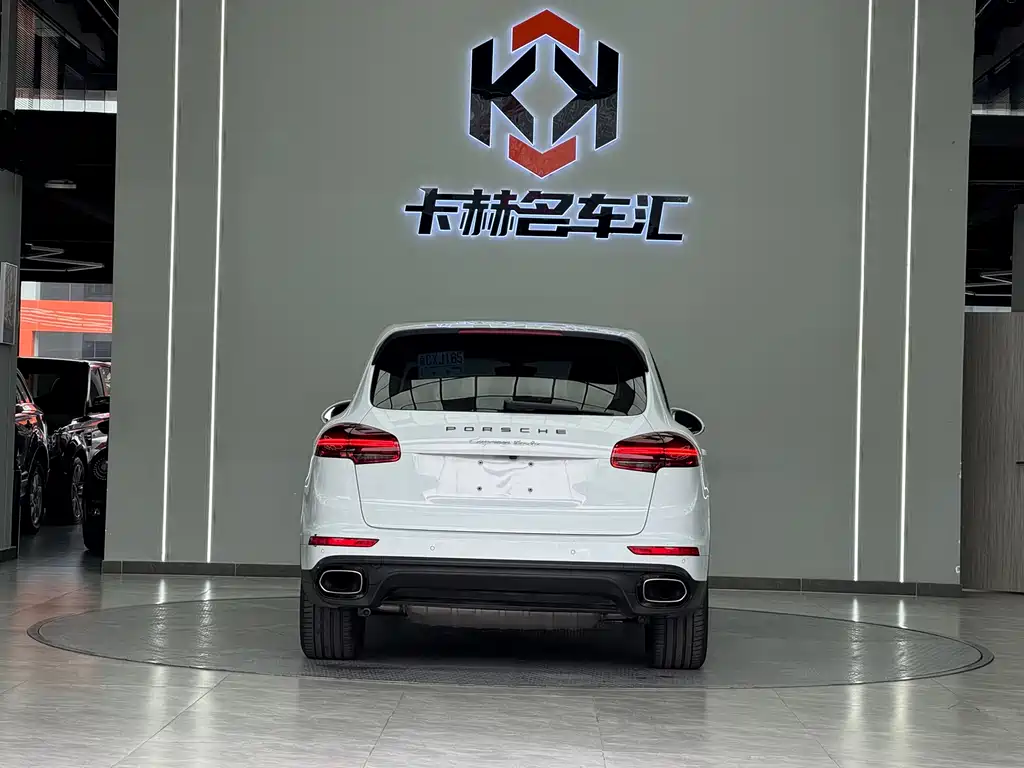Porsche Cayenne 2015 — фото 4
