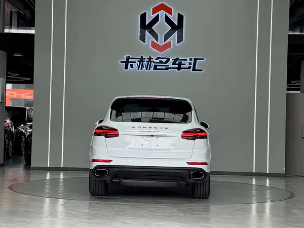 Porsche Cayenne 2015