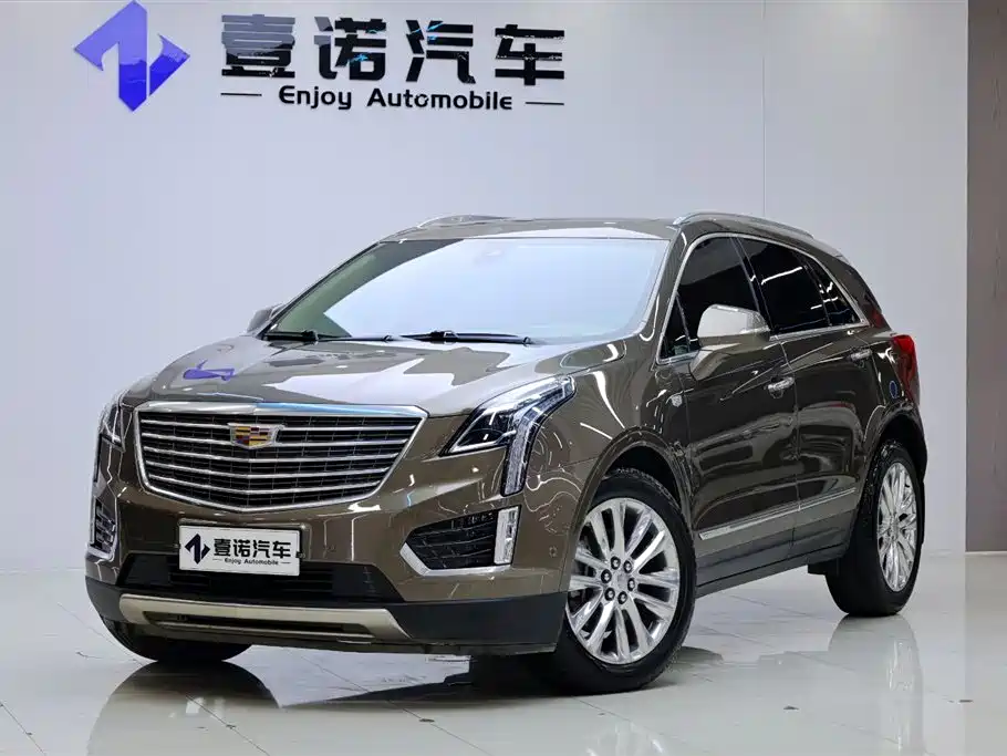 Cadillac XT5 2017 — фото 9
