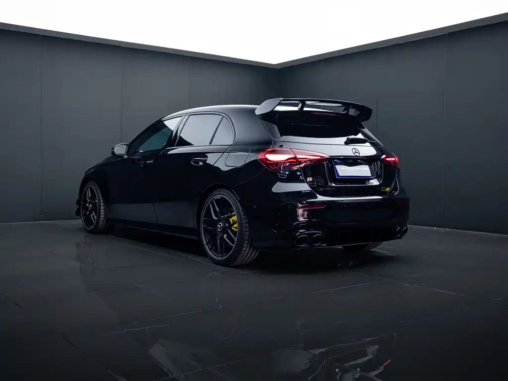 Mercedes-Benz A-Class AMG 2026 — фото 6