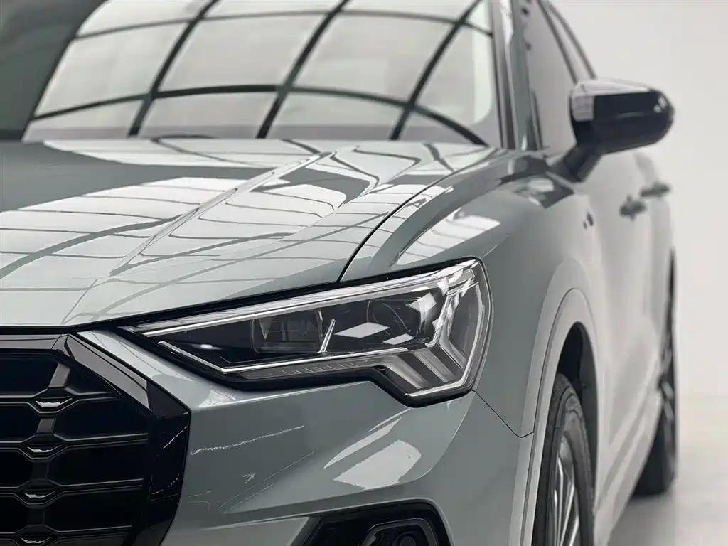 Audi Q3 2022 — фото 4