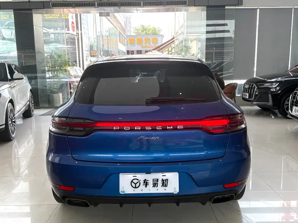 Porsche Macan 2019 — фото 18