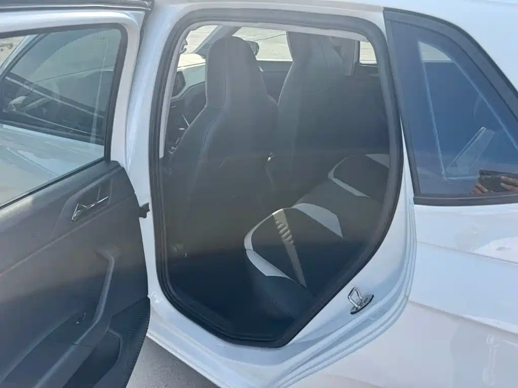Volkswagen Polo 2022