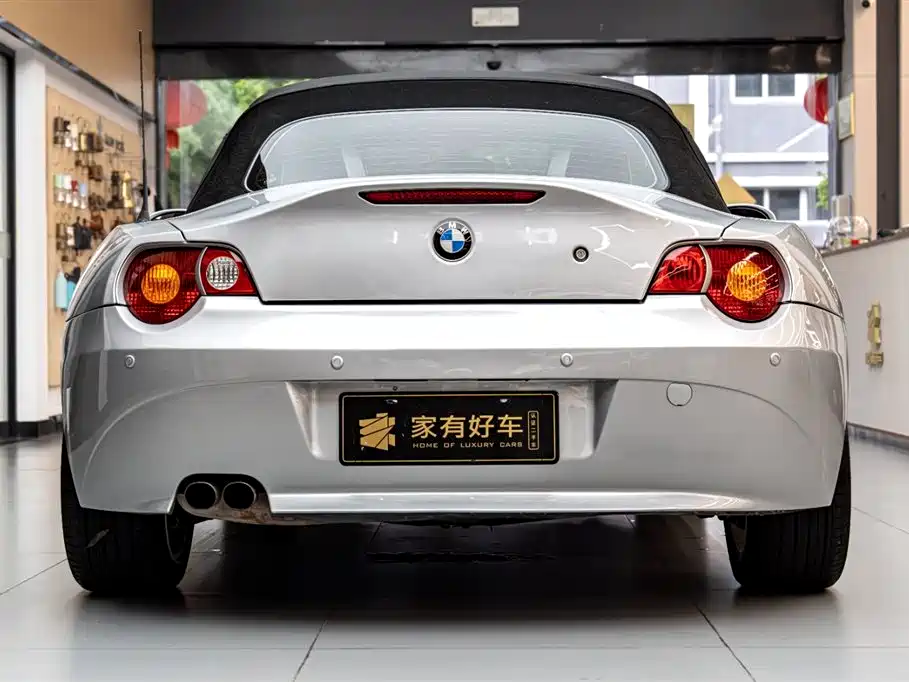 BMW Z4 2003 — фото 9