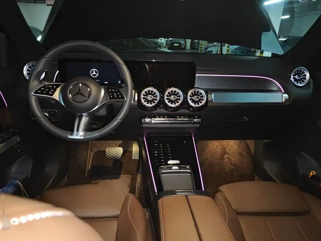 Mercedes-Benz GLB 2025 — фото 13