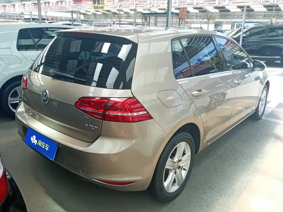 Volkswagen Golf 2016