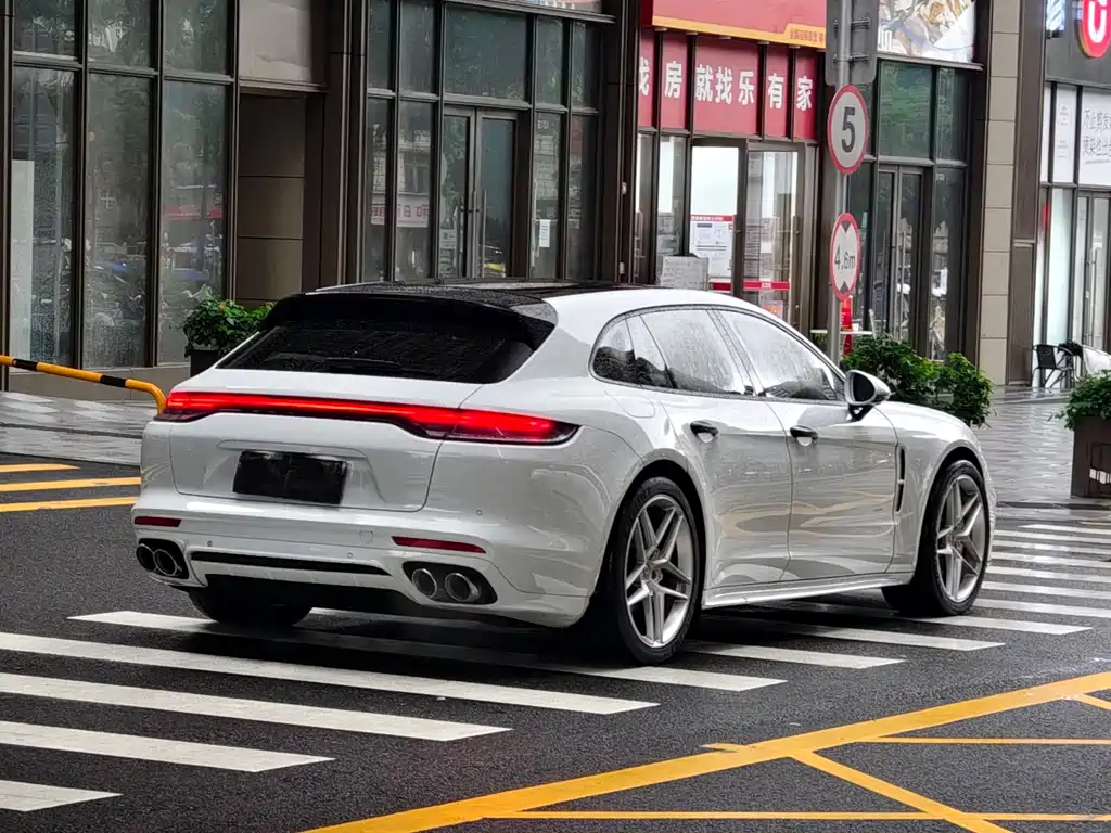 Porsche Panamera 2021 — фото 6
