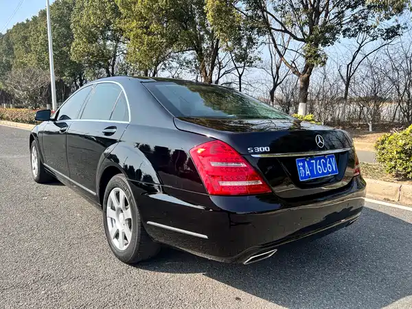 Mercedes-Benz S-Class 2008