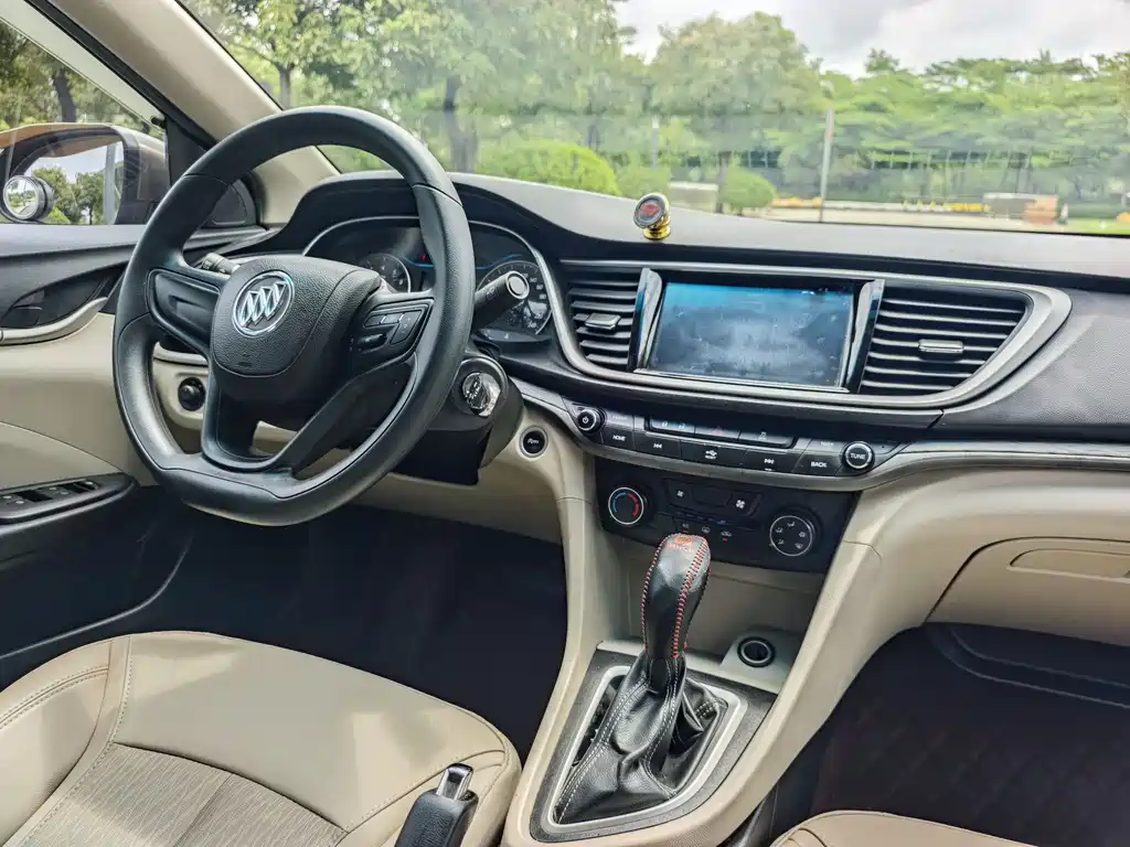 Buick Excelle 2017 — фото 19