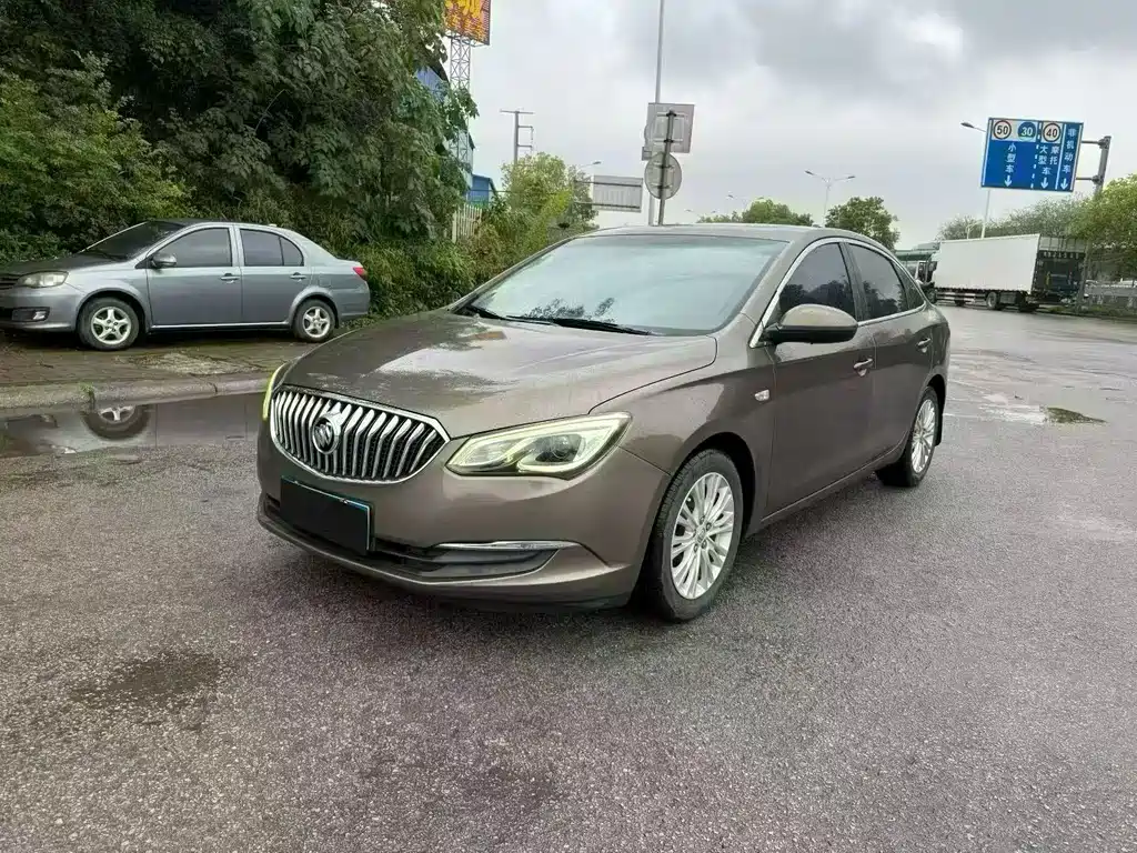 Buick Excelle 2017 — фото 1