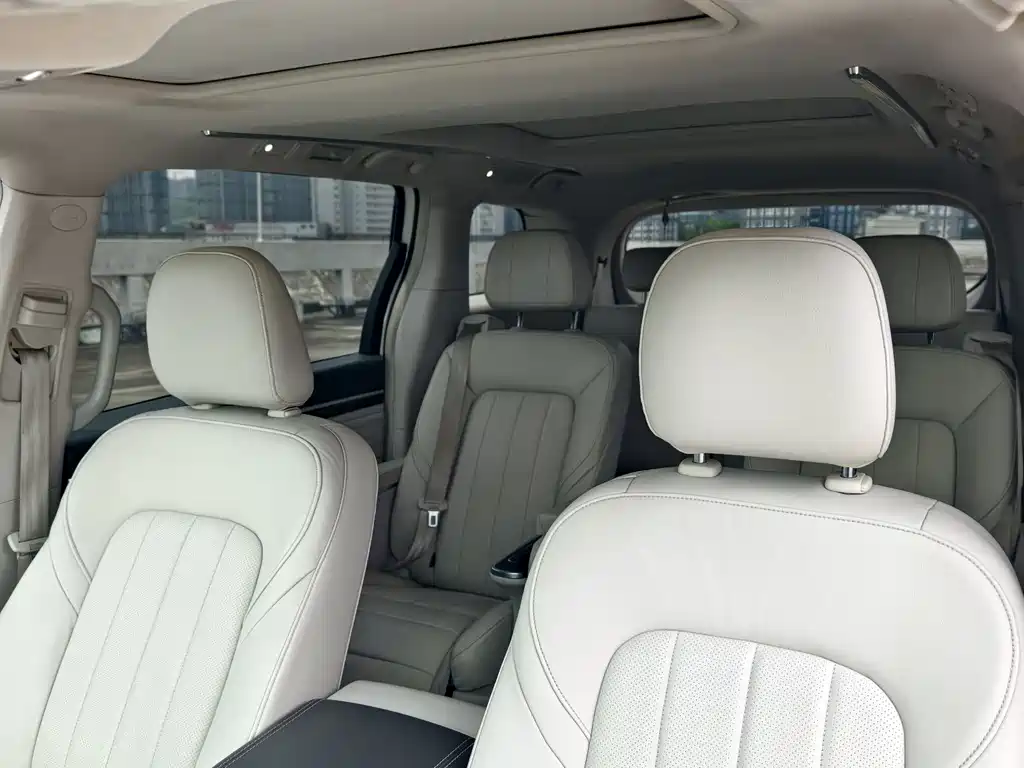 GAC Motor Trumpchi M8 2018 — фото 29