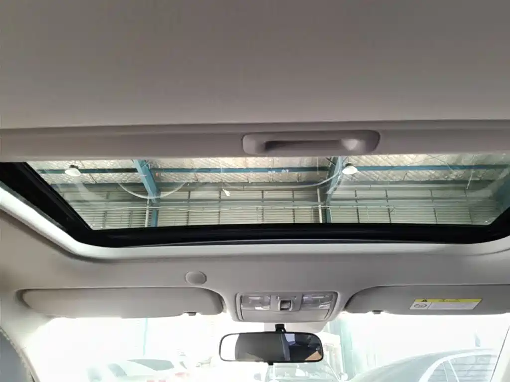 Kia KX1 2020 — фото 18