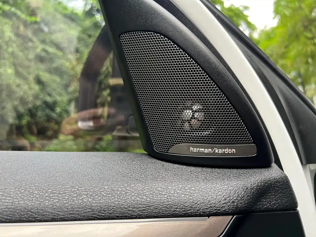 BMW X1 2017 — фото 15