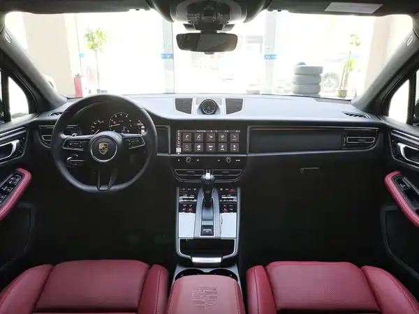 Porsche Macan 2023