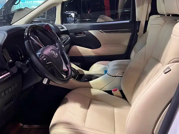 Toyota Vellfire 2022