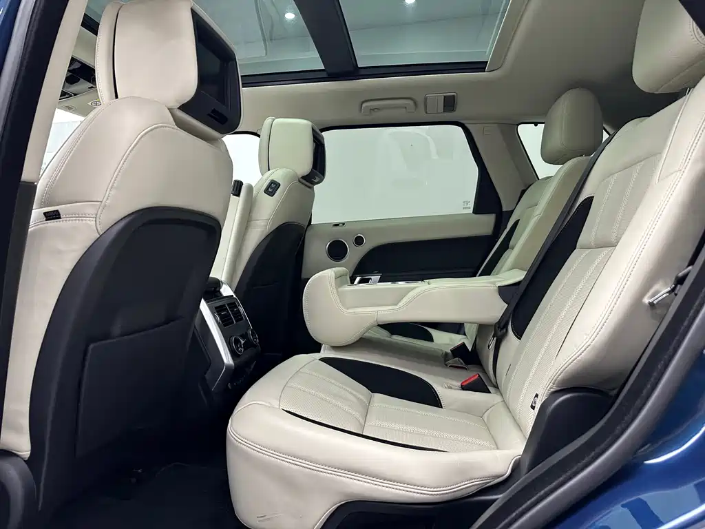 Land Rover Range Rover Sport 2022 — фото 11