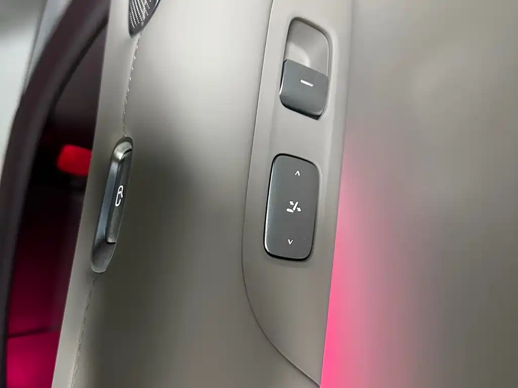 Xiaomi YU7 2025 — фото 13