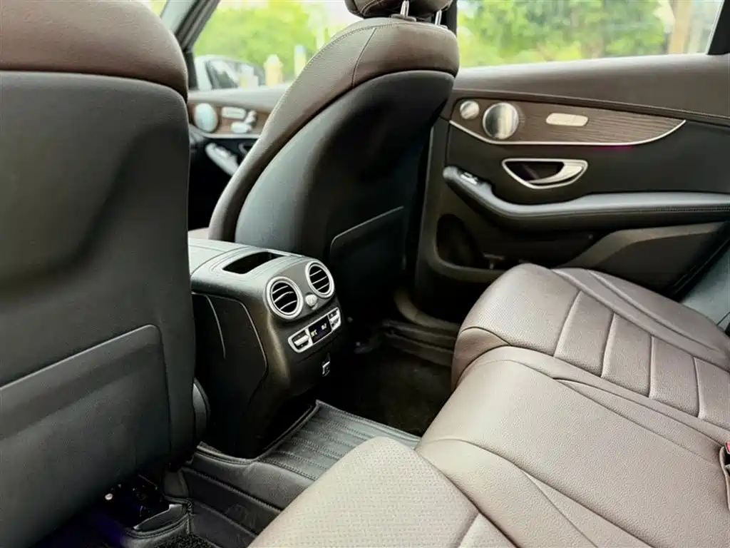 Mercedes-Benz GLC 2020 — фото 15