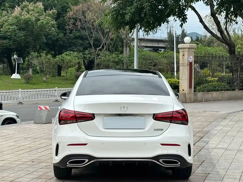 Mercedes-Benz A-Class 2020 — фото 4