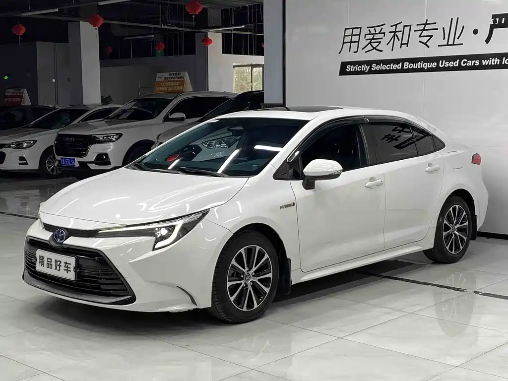 Toyota Levin 2024 — фото 1