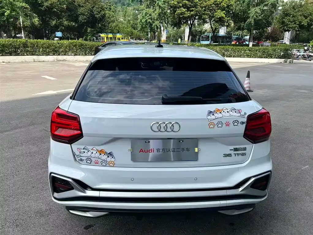 Audi Q2L 2024 — фото 12