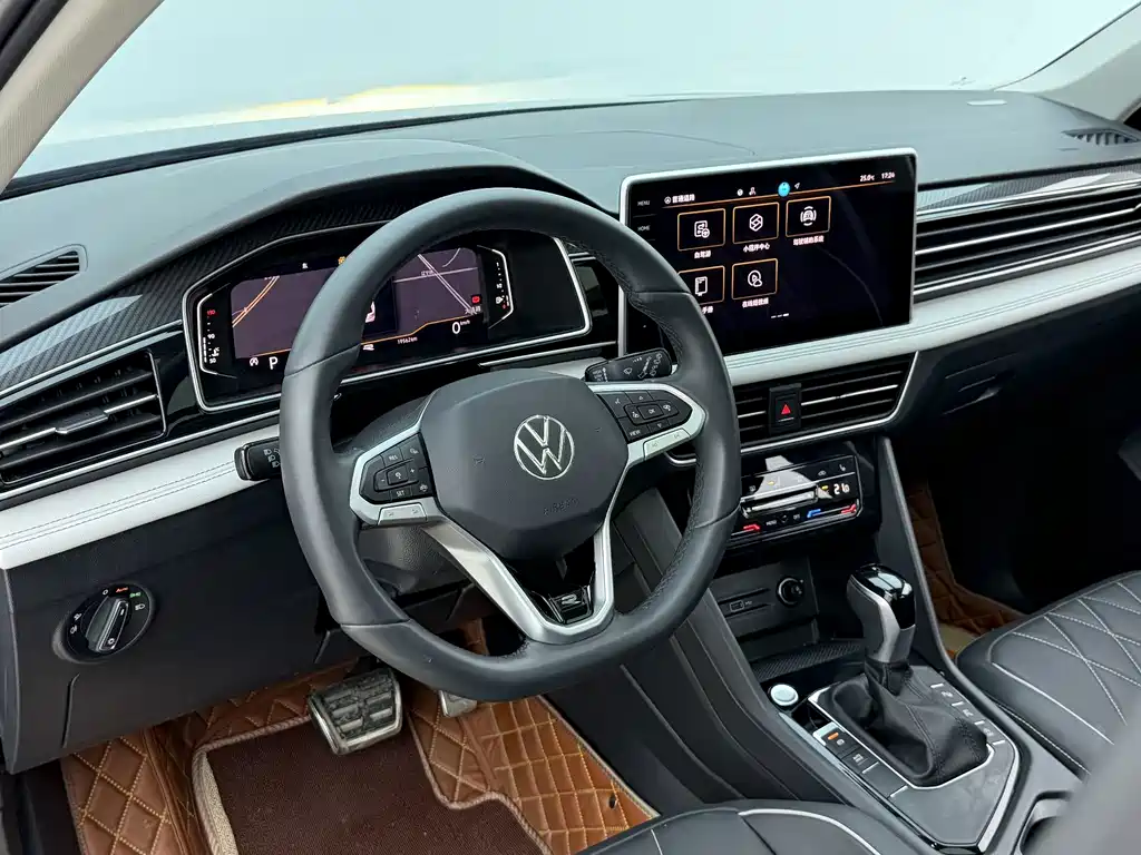 Volkswagen Tiguan L 2024