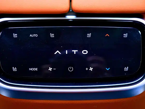 AITO M7 2024