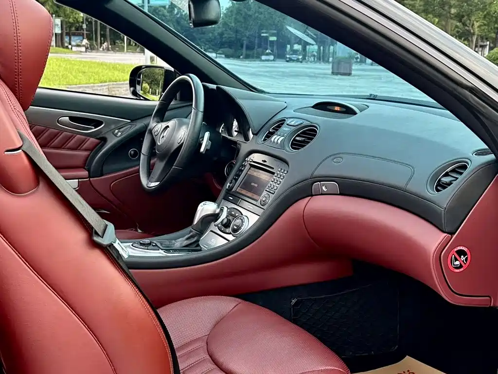 Mercedes-Benz SL-Class 2012 — фото 18