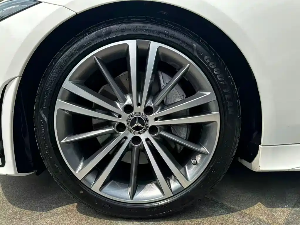 Mercedes-Benz CLS 2021 — фото 13