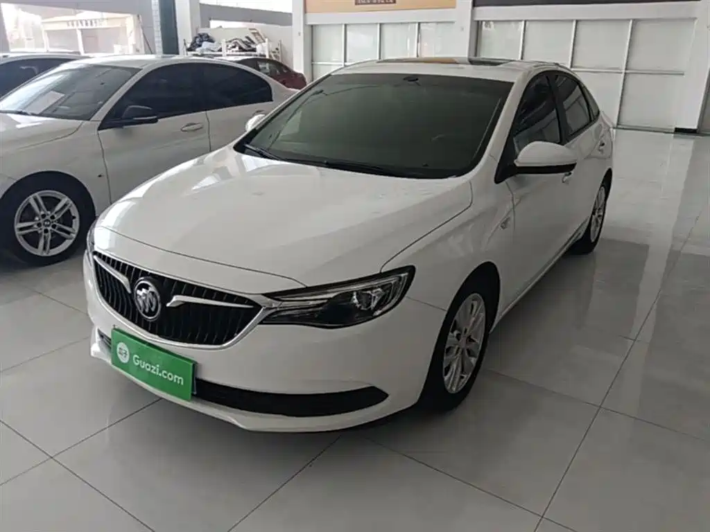 Buick Excelle 2021 — фото 1